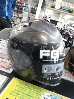 NEWモデル　ヘルメット