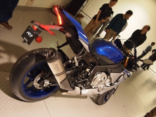 2015 YZF-R1
