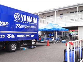 YAMAHA Factory Racing